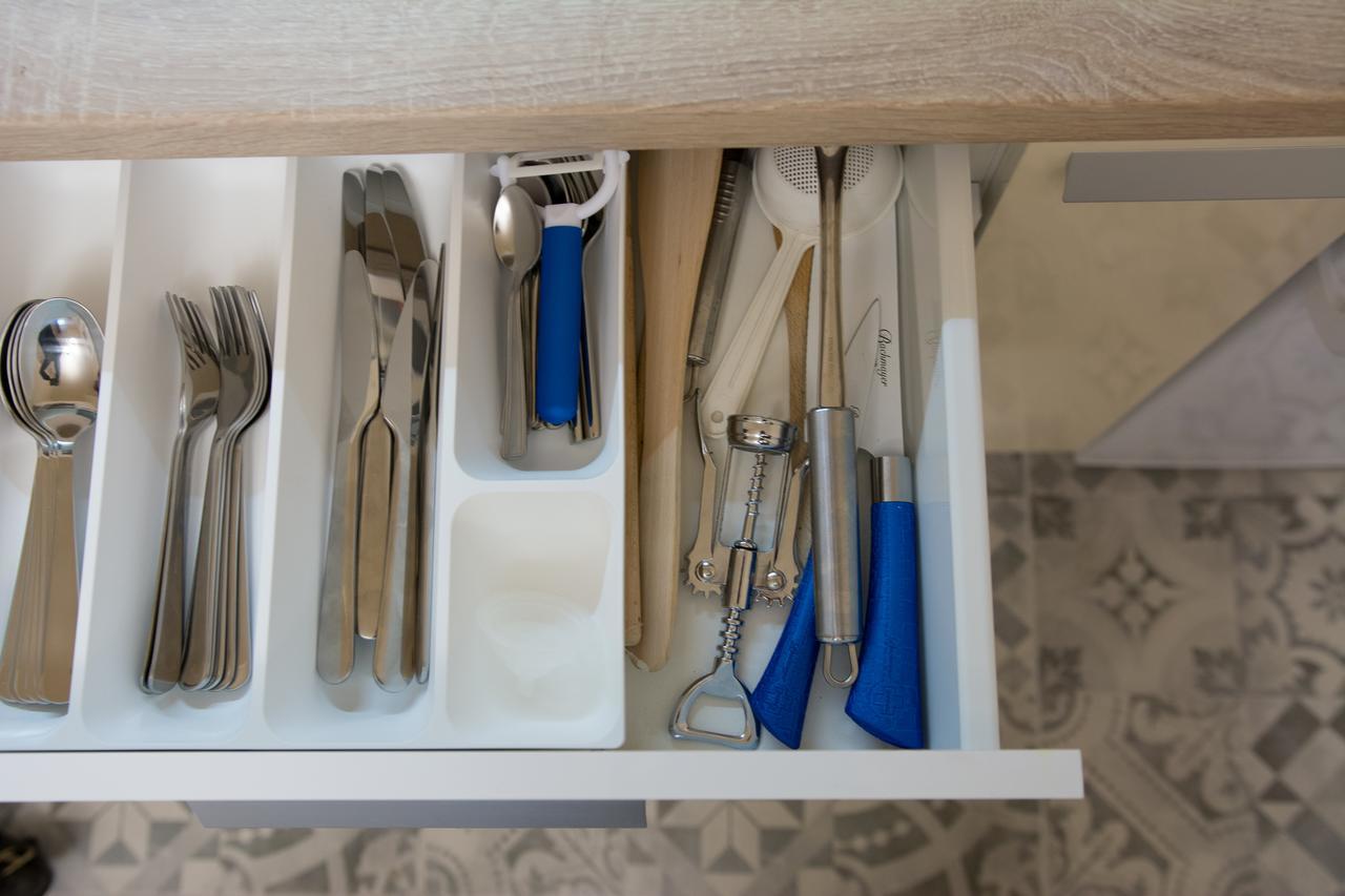 Zora Apartman Егер Екстериор снимка